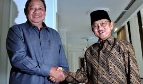 presiden-ri-ke-6-susilo-bambang-yudhoyono-bersama-presiden-ri-_150511202606-349